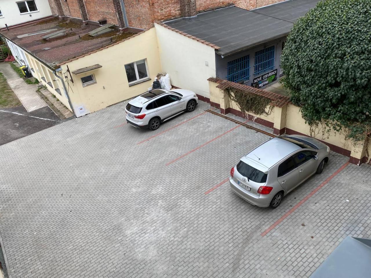 Perla Hradce 202 Lägenhet Hradec Králové Exteriör bild
