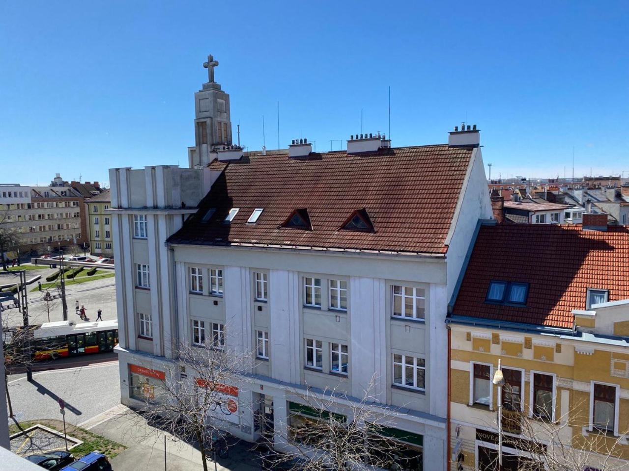 Perla Hradce 202 Lägenhet Hradec Králové Exteriör bild